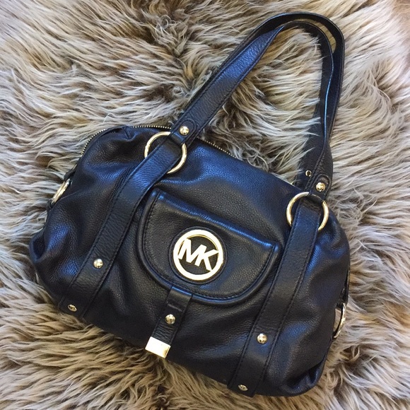 Michael Kors Handbags - SALE! Black leather Michael Kors purse